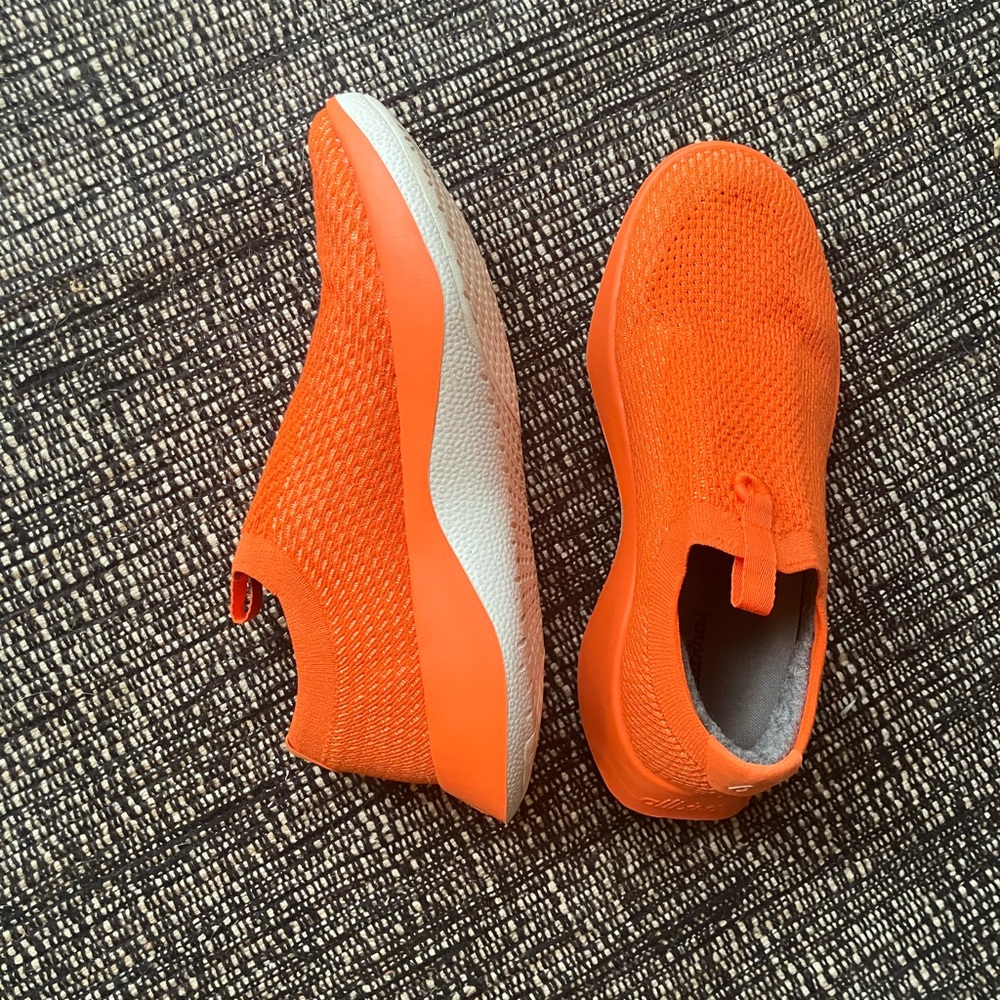Women’s size 9 orange slip on Allbirds - Picture 2 of 10